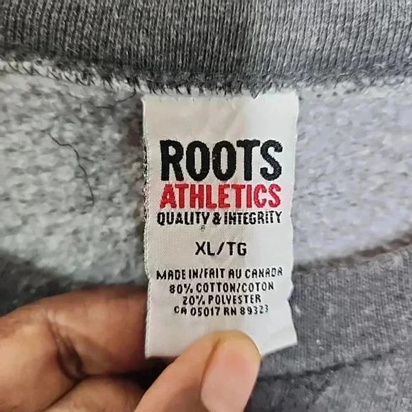 Roots Atletics Sweatshirt.  Size Xl - Picture 7 of 7